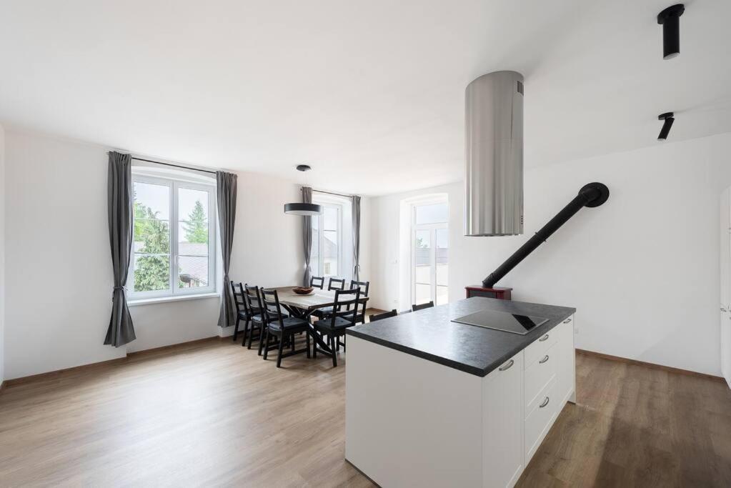 Vacov Apartment Exterior foto